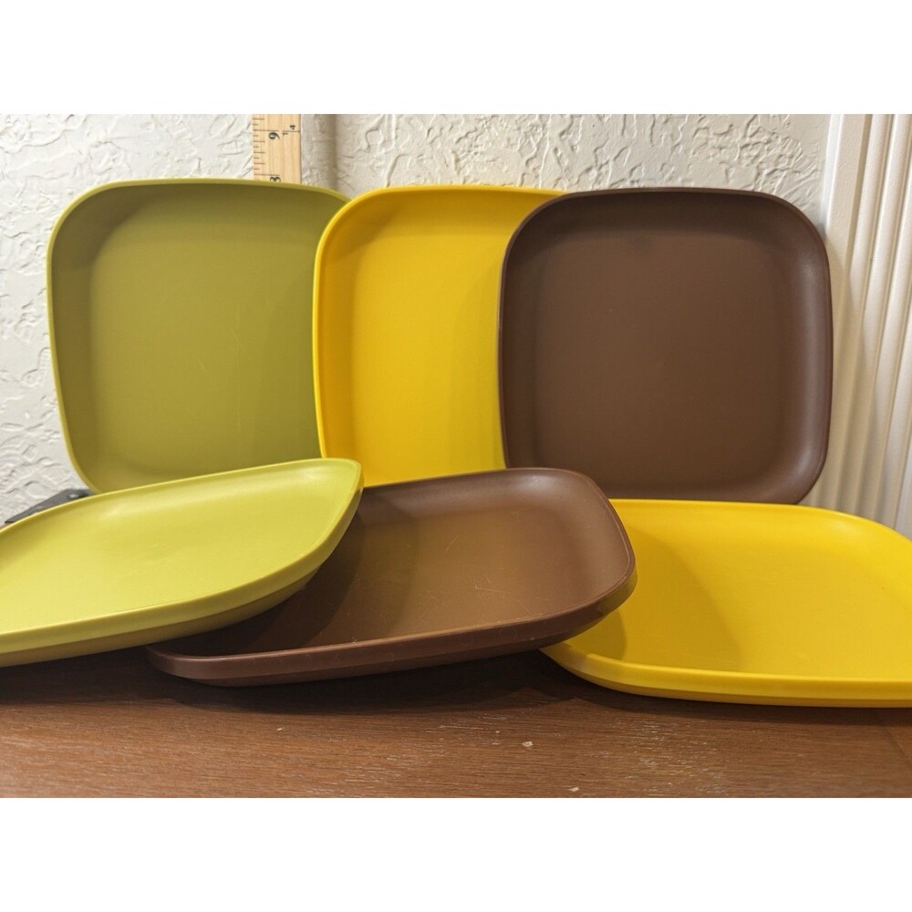 VTG Tupperware Square Plates (6) #1534 Lunch Picnic Camp Autumn Colors Avocado